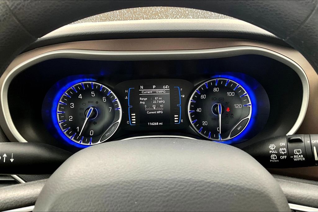 Used 2017 Chrysler Pacifica Touring Plus FWD image 16