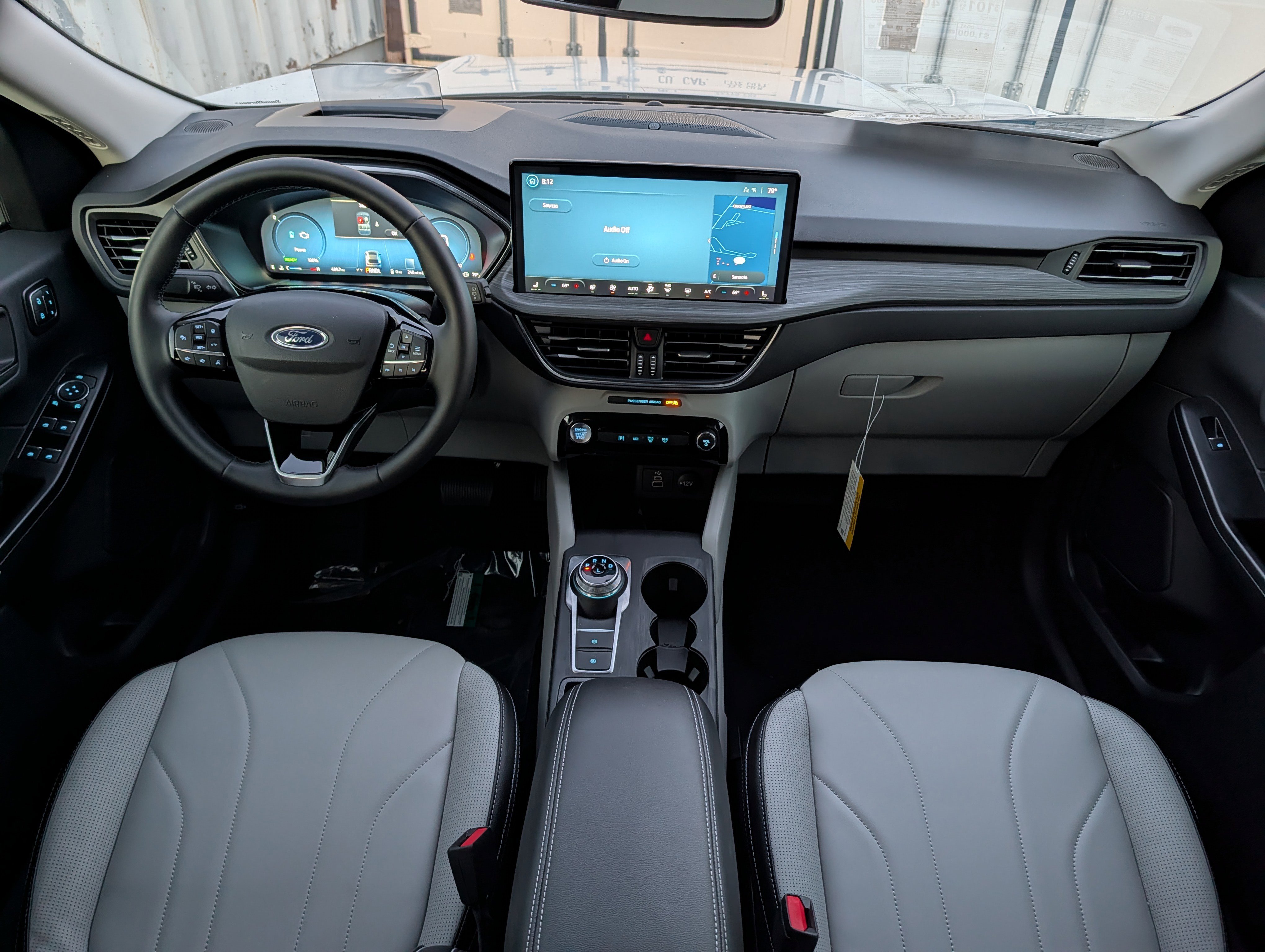New 2026 Ford Escape SE w/ PHEV Premium Package FWD image 16