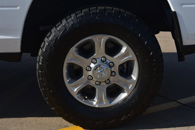 Used 2024 RAM 3500 Big Horn image 9