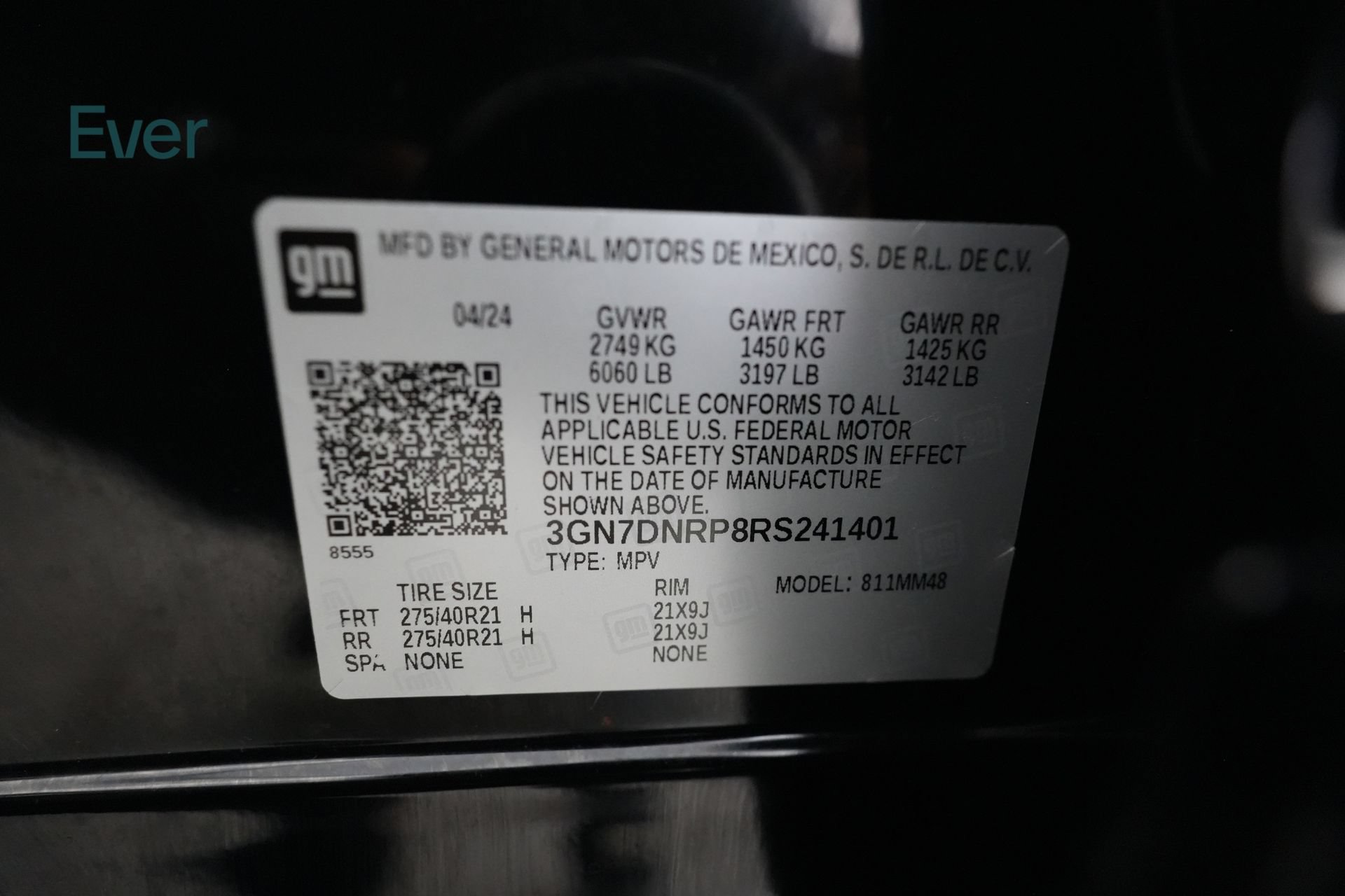 Used 2024 Chevrolet Equinox EV RS FWD image 25
