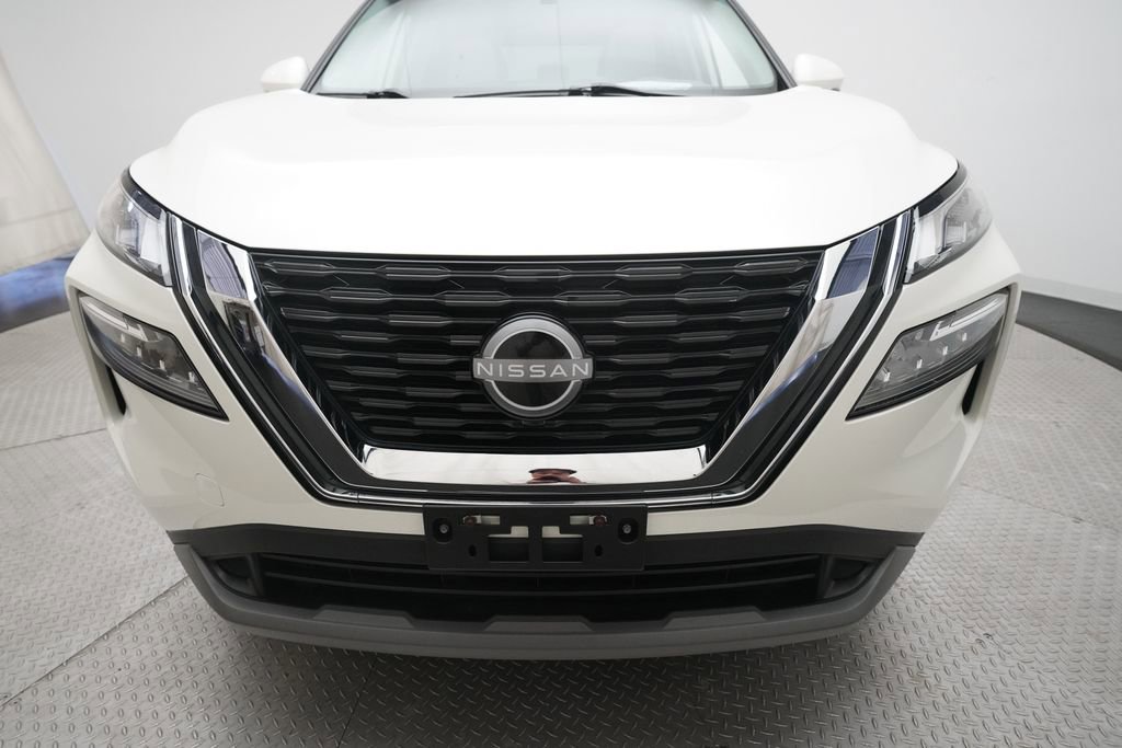 Used 2023 Nissan Rogue SV w/ SV Premium Package AWD/4WD image 22