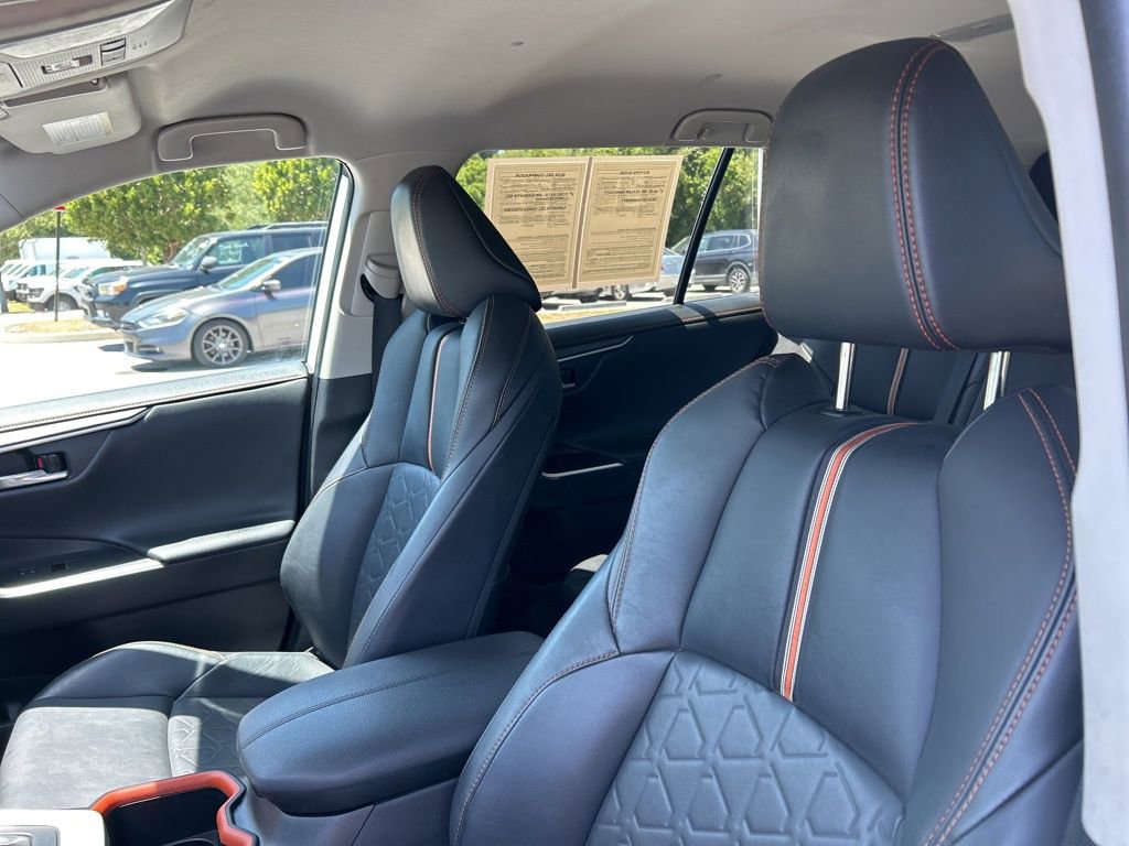 Used 2022 Toyota RAV4 Adventure AWD/4WD image 16