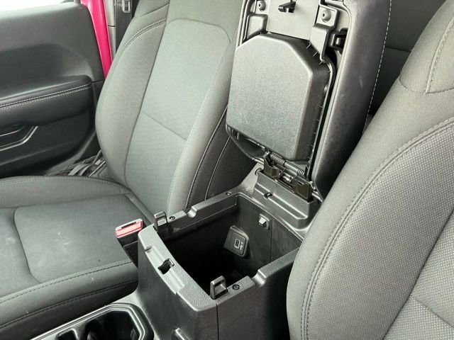 Used 2021 Jeep Wrangler Unlimited Sahara image 37