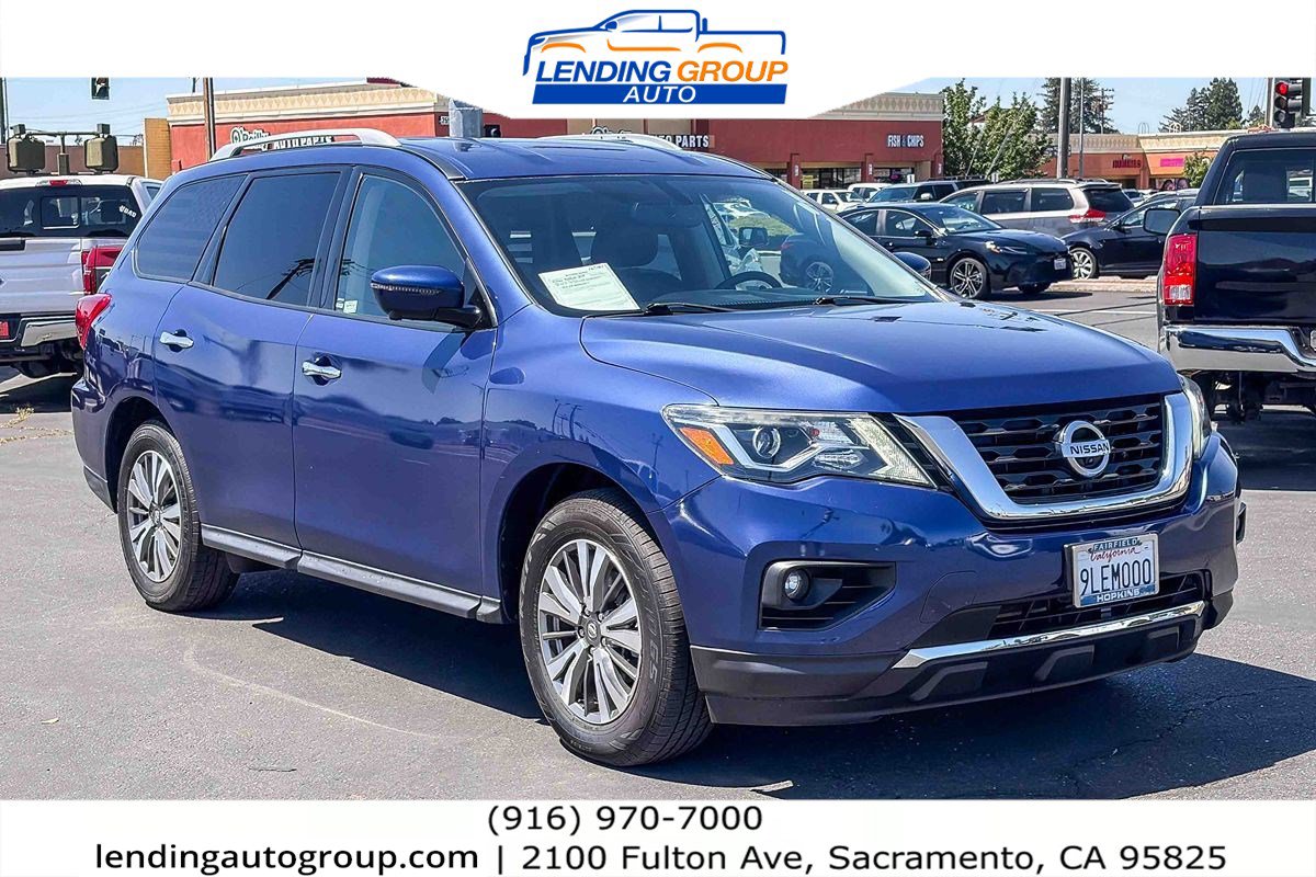 Used 2019 Nissan Pathfinder SL FWD image 5