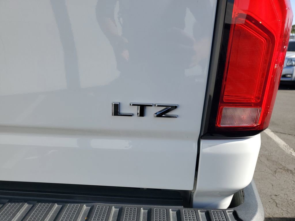 Used 2024 Chevrolet Silverado 2500 LTZ w/ LTZ Premium Package image 8