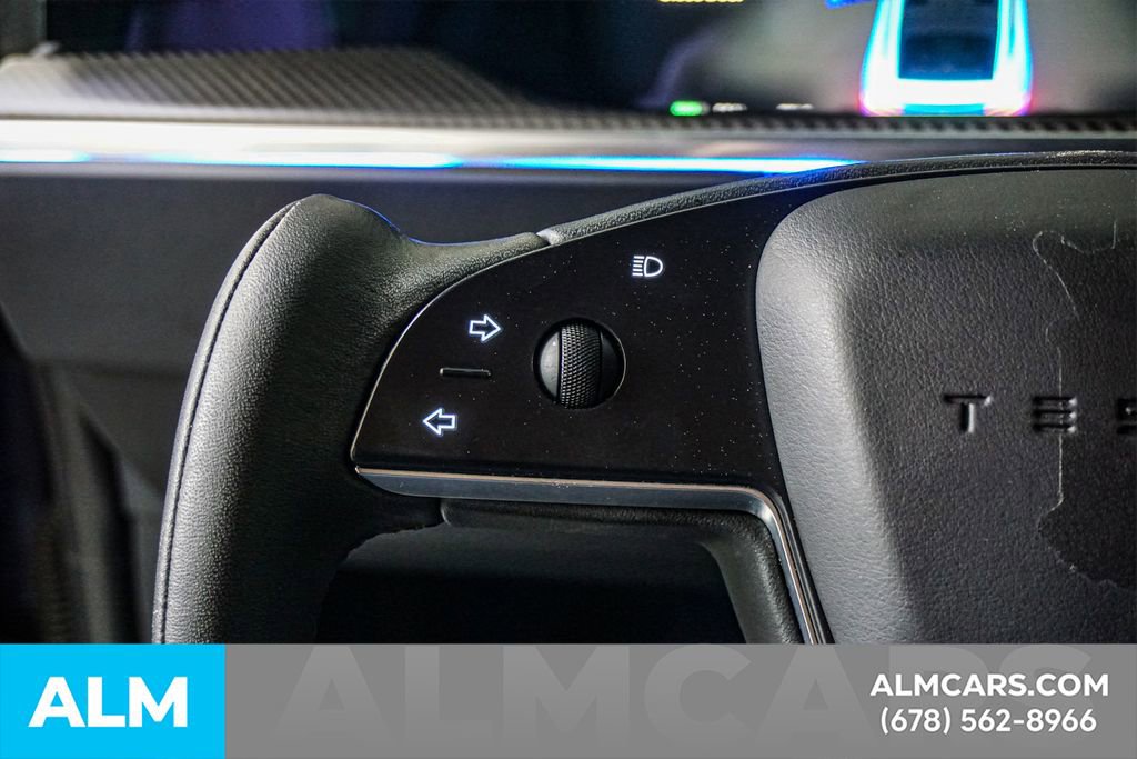 Used 2022 Tesla Model X Plaid image 24