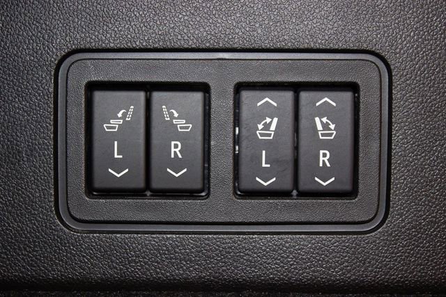 Certified 2024 Cadillac XT6 Premium Luxury w/ LPO, Floor Liner Package image 16