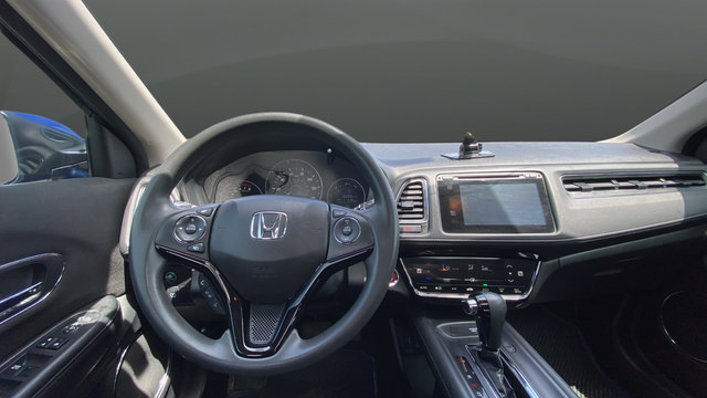 Used 2018 Honda HR-V EX image 11