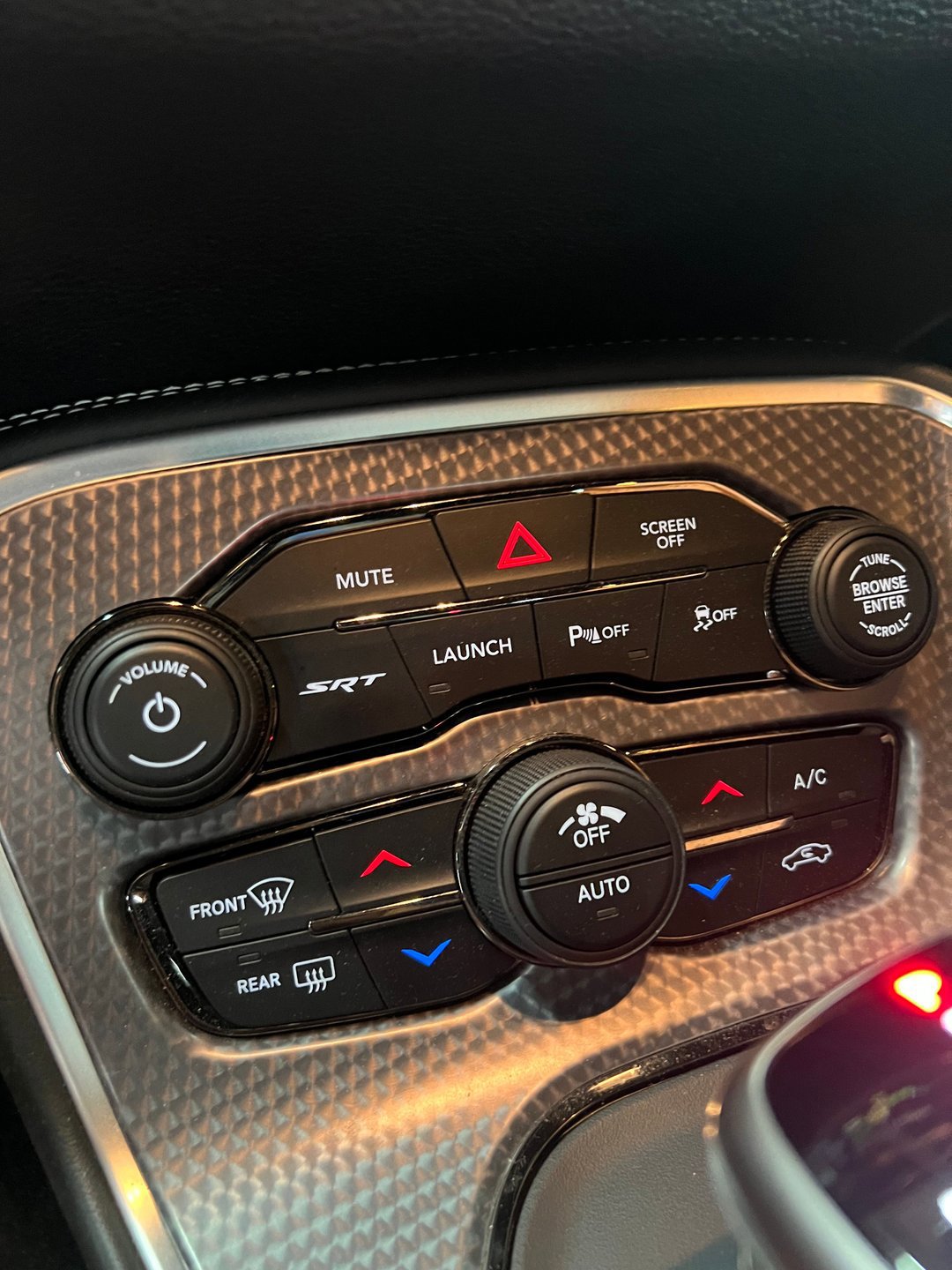 Used 2017 Dodge Challenger SRT Hellcat image 28