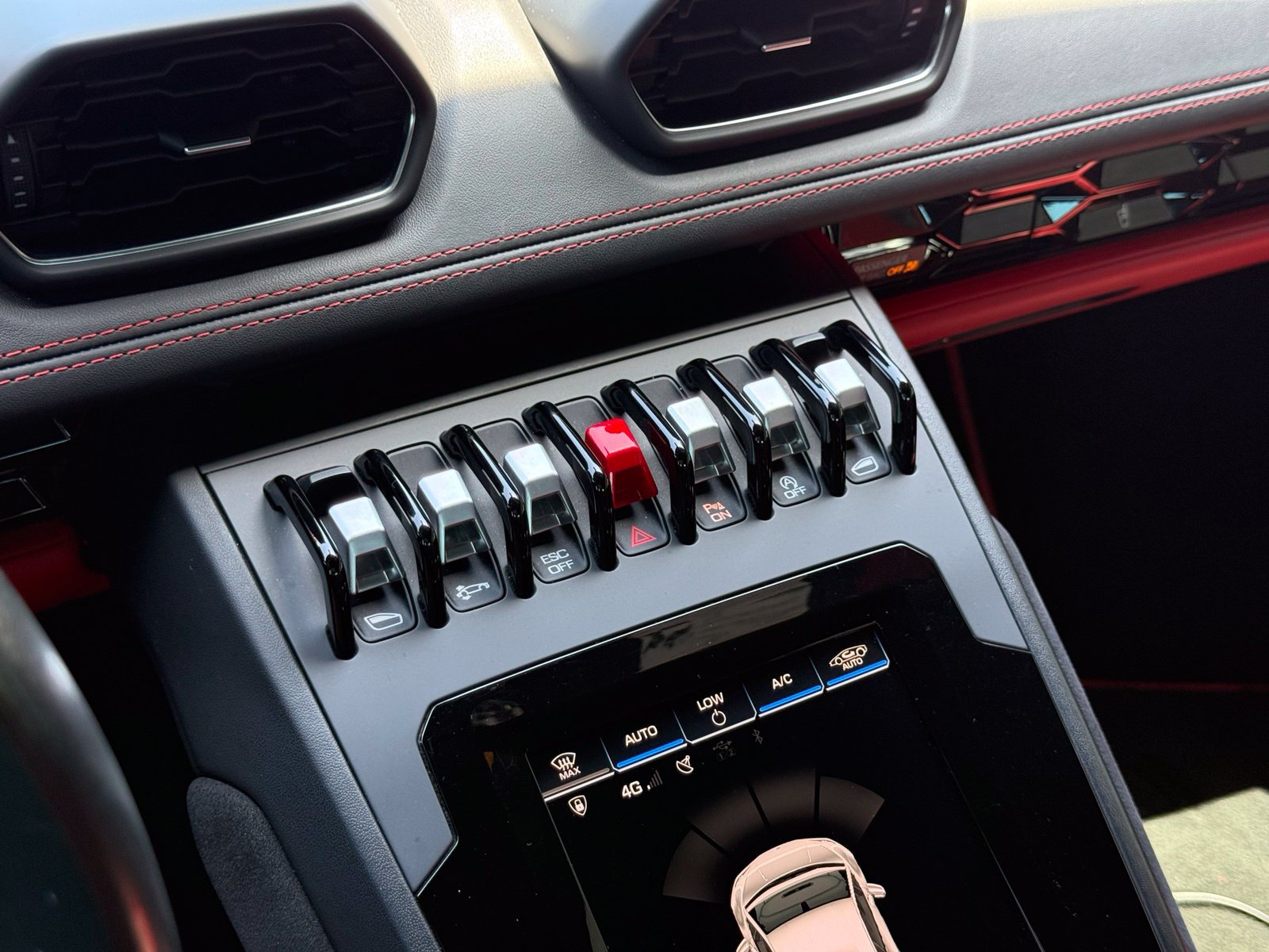 Used 2021 Lamborghini Huracan EVO RWD image 48