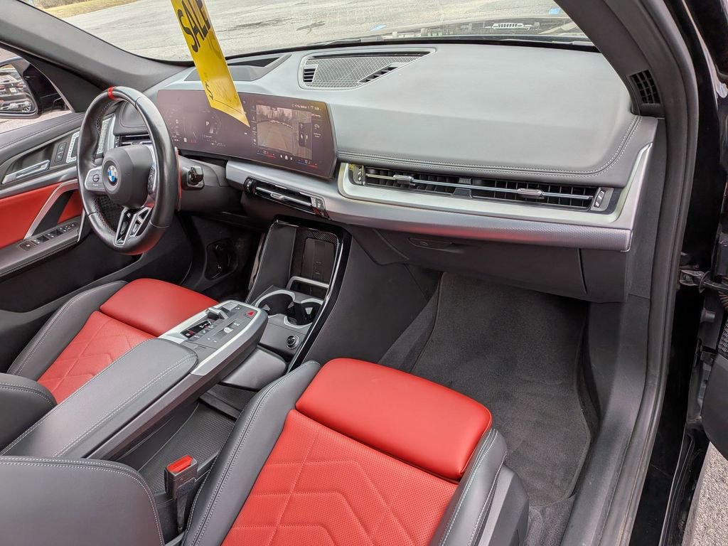 Used 2024 BMW X1 M35i w/ Premium Package image 25