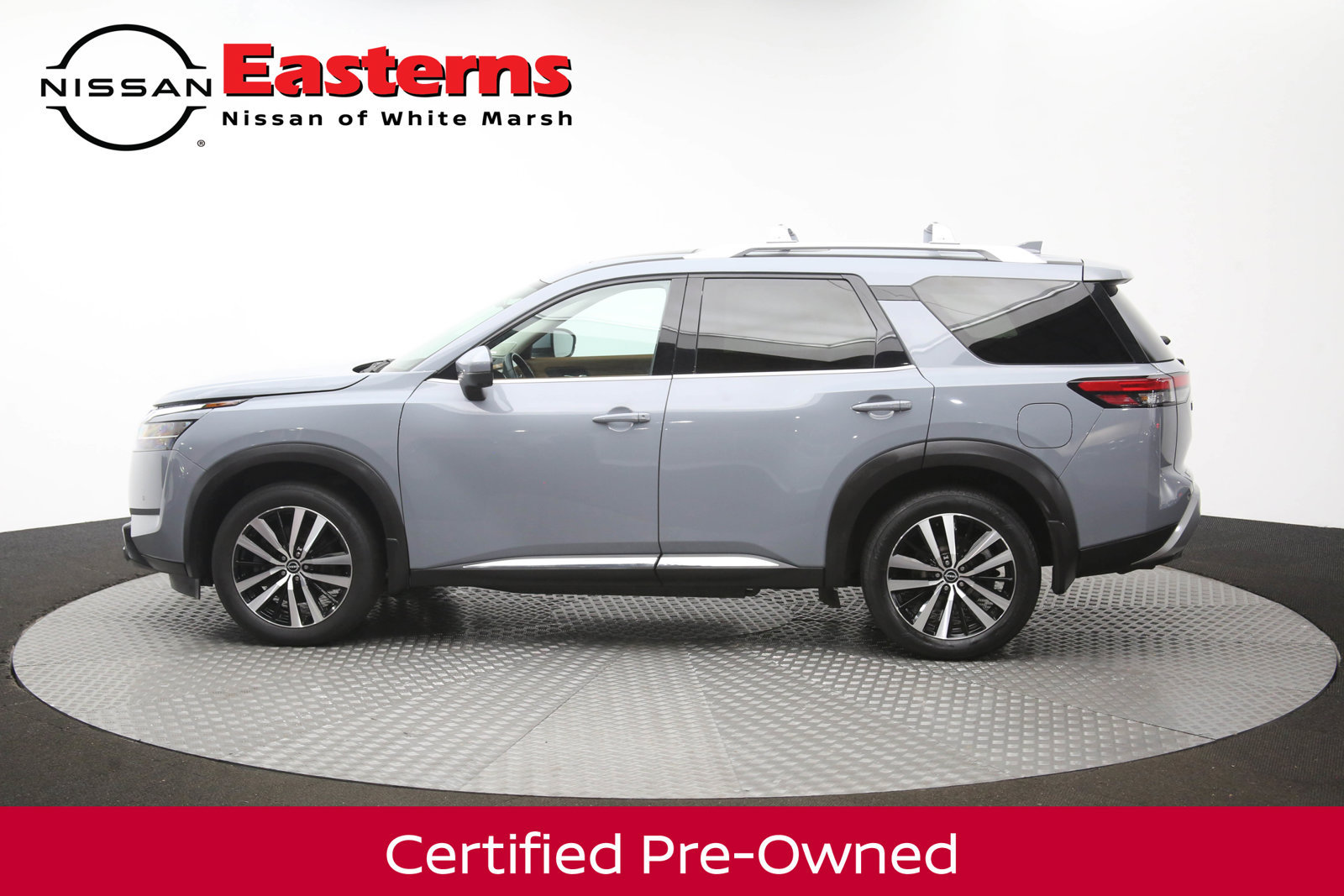 Used 2023 Nissan Pathfinder Platinum w/ Cargo Package AWD/4WD image 59
