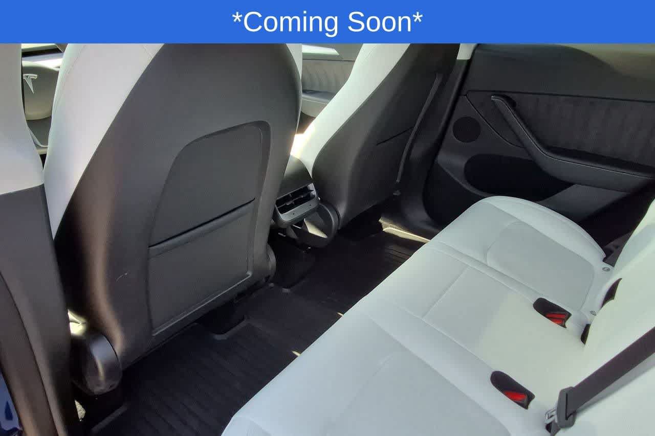 Used 2023 Tesla Model Y Long Range AWD/4WD image 17
