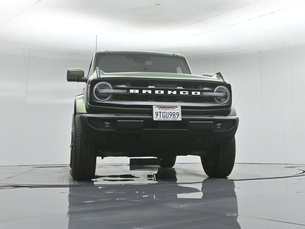 Used 2025 Ford Bronco Outer Banks AWD/4WD image 48