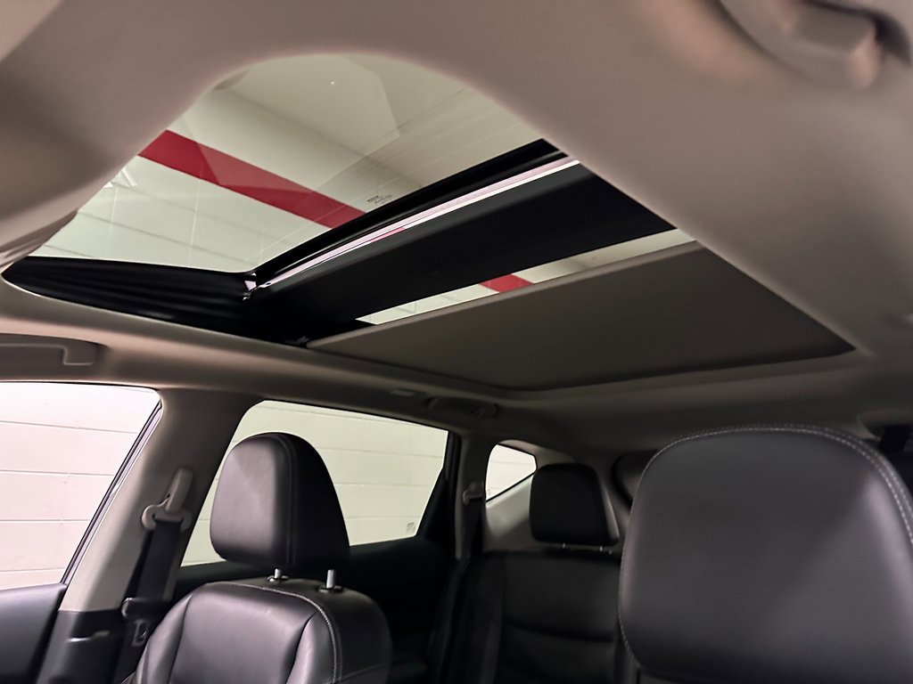 Used 2023 Nissan Murano SL image 10