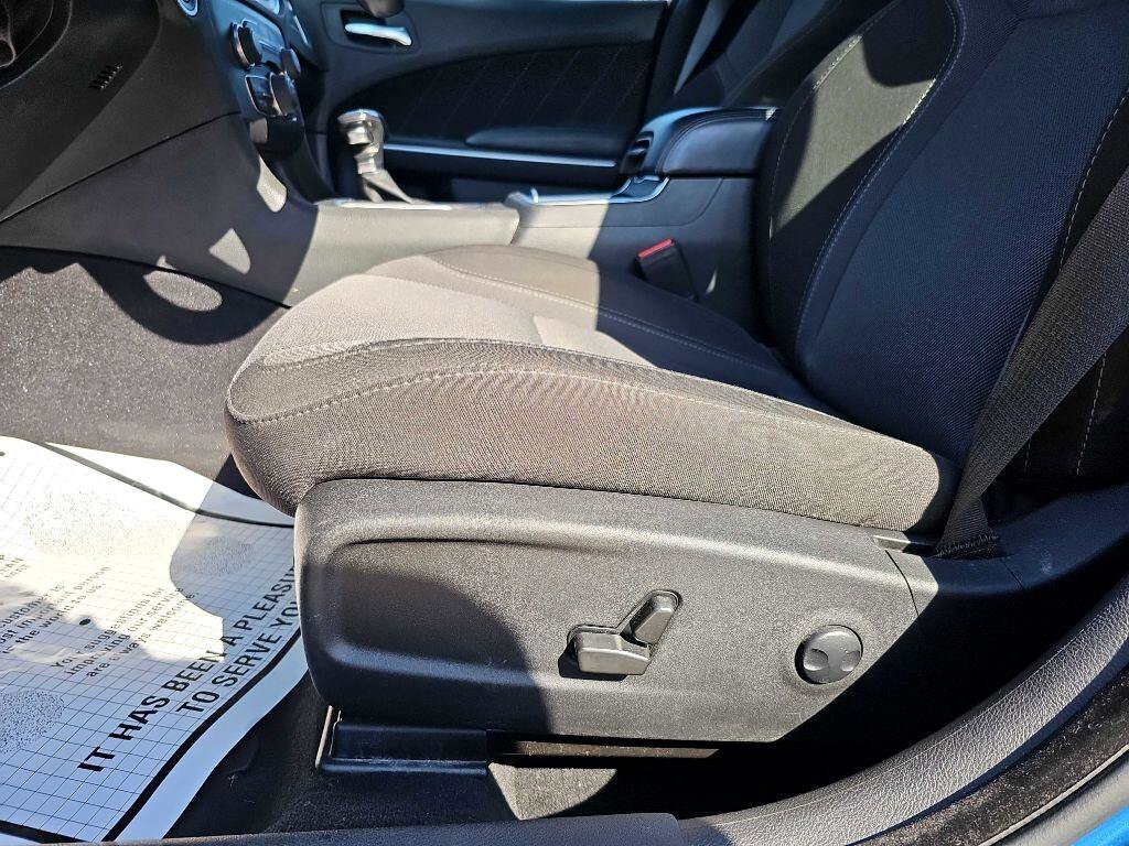 Used 2022 Dodge Charger SXT image 21