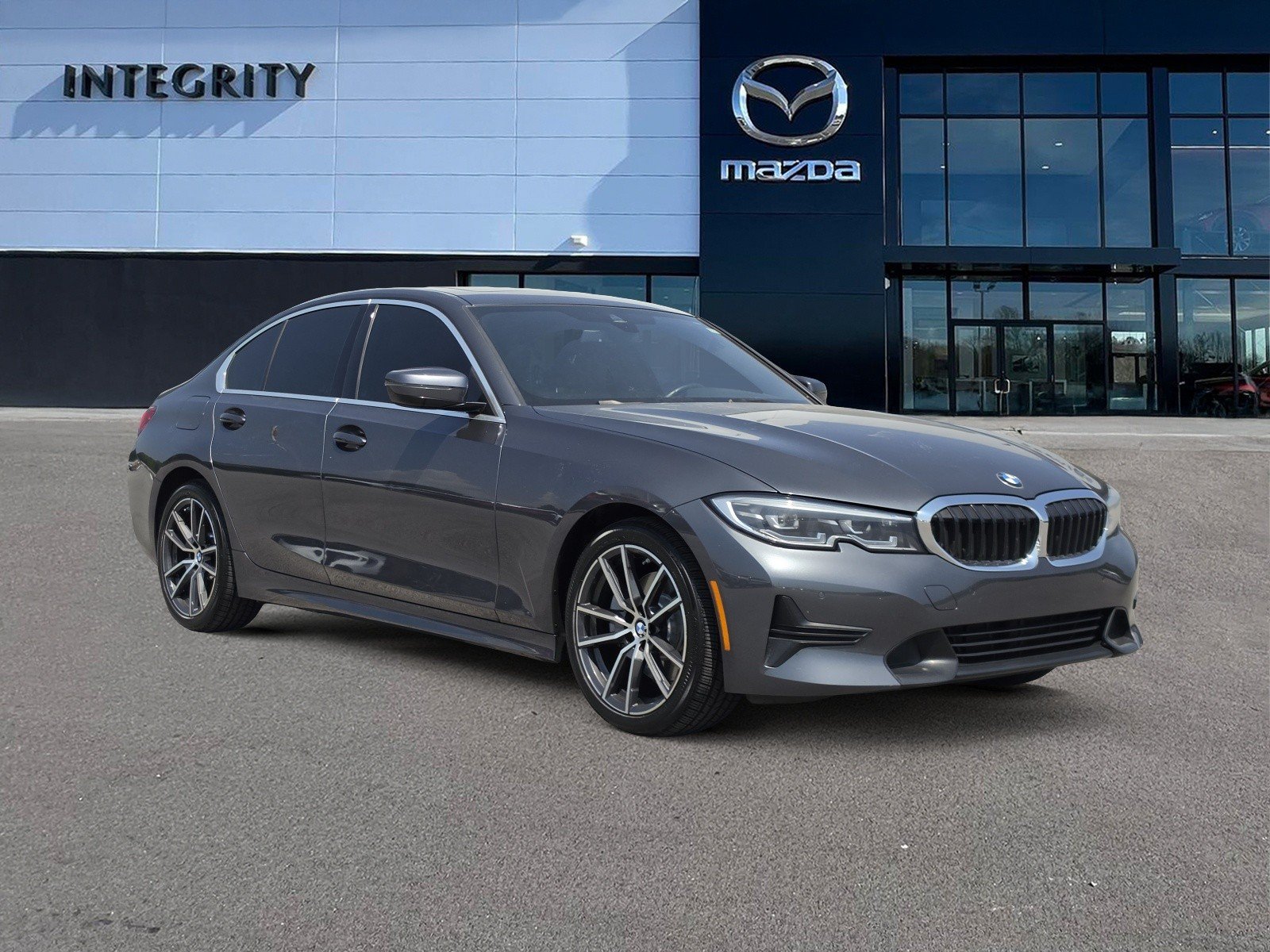 Used 2021 BMW 330e w/ Convenience Package RWD image 1