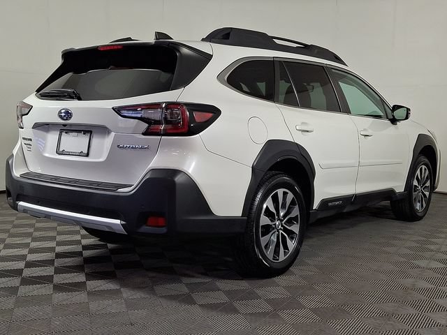 Used 2023 Subaru Outback Limited AWD/4WD image 9