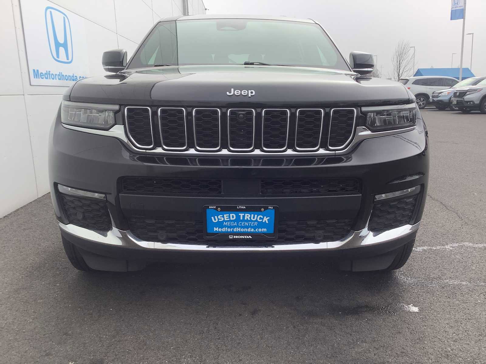 Used 2024 Jeep Grand Cherokee L Limited w/ Luxury Tech Group II image 9