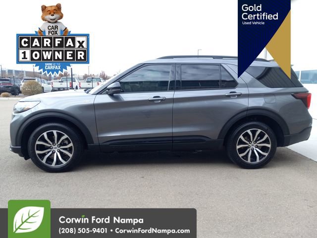 Certified 2025 Ford Explorer ST-Line image 8