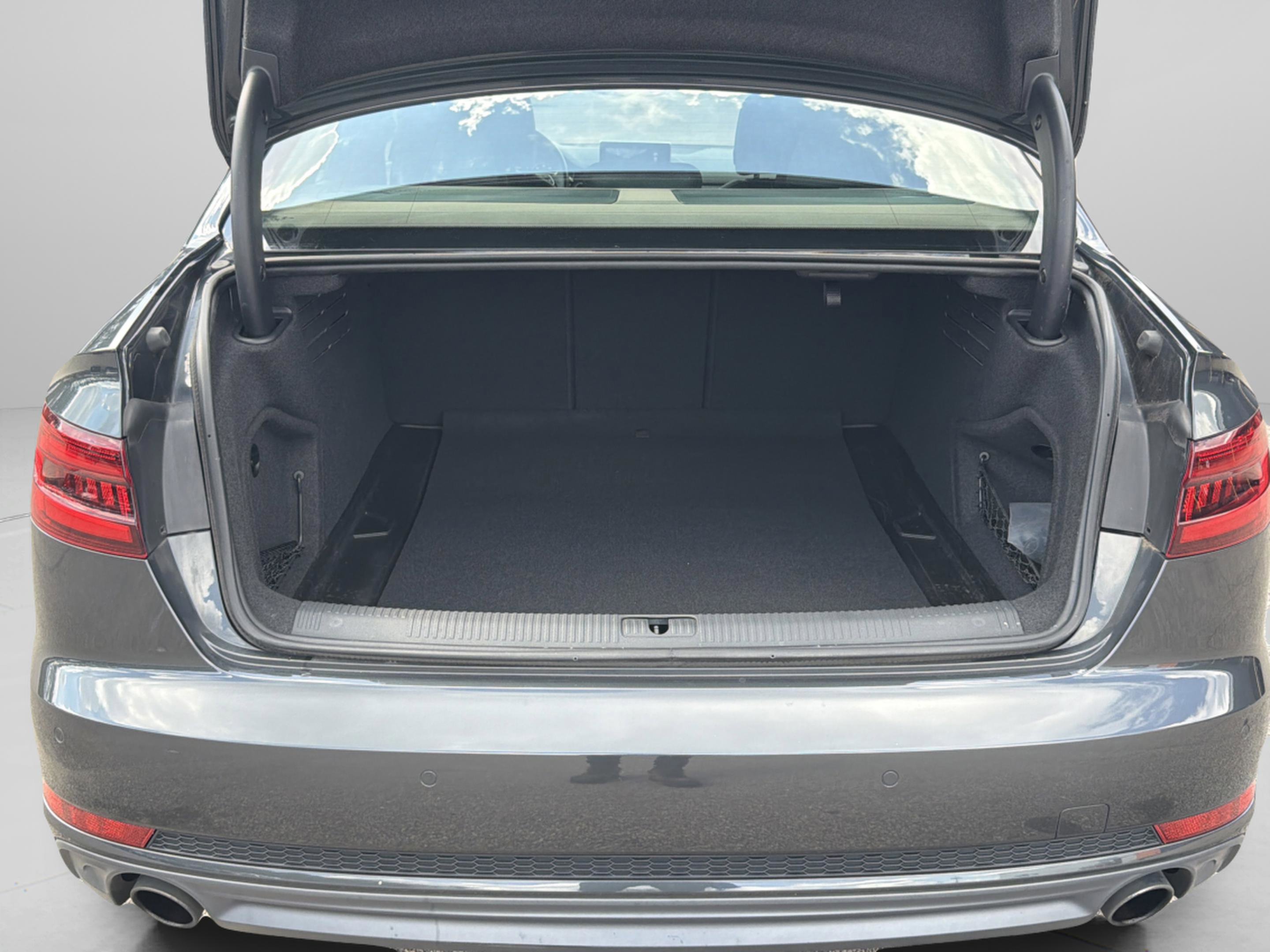 Used 2018 Audi A4 2.0T Prestige image 24