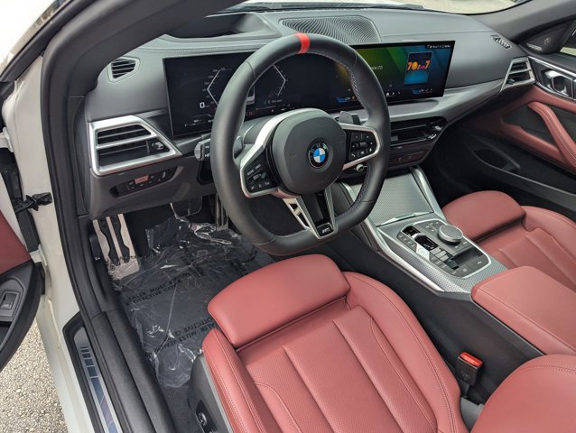 Used 2025 BMW M440i Convertible w/ Premium Package RWD image 10