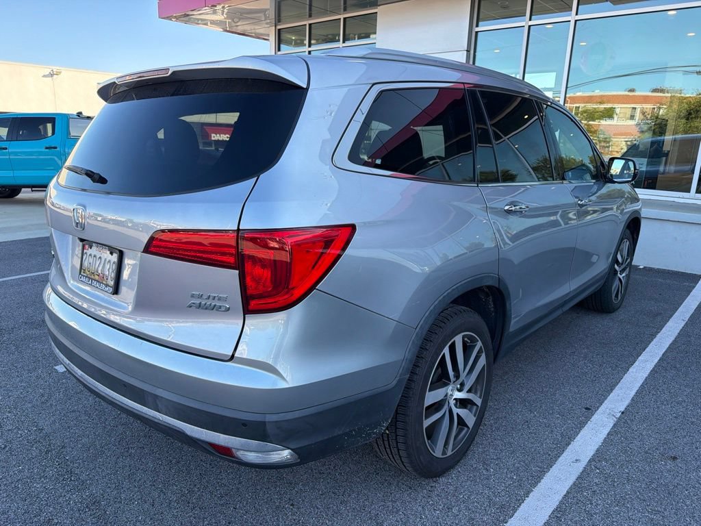 Used 2018 Honda Pilot Elite image 3