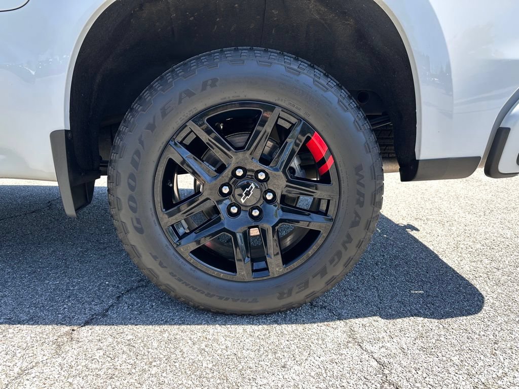 Used 2024 Chevrolet Silverado 1500 RST w/ Redline Edition AWD/4WD image 47