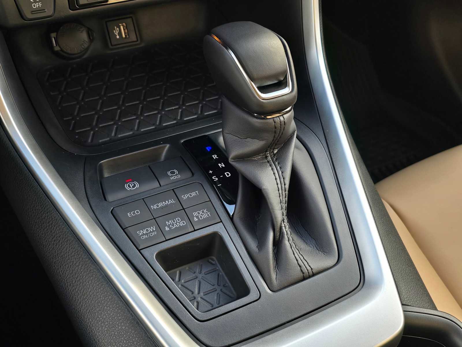 New 2025 Toyota RAV4 XLE Premium w/ Weather Package image 27