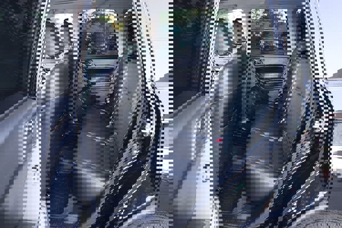 Used 2016 Subaru Forester 2.5i Premium w/ All-Weather Package image 11