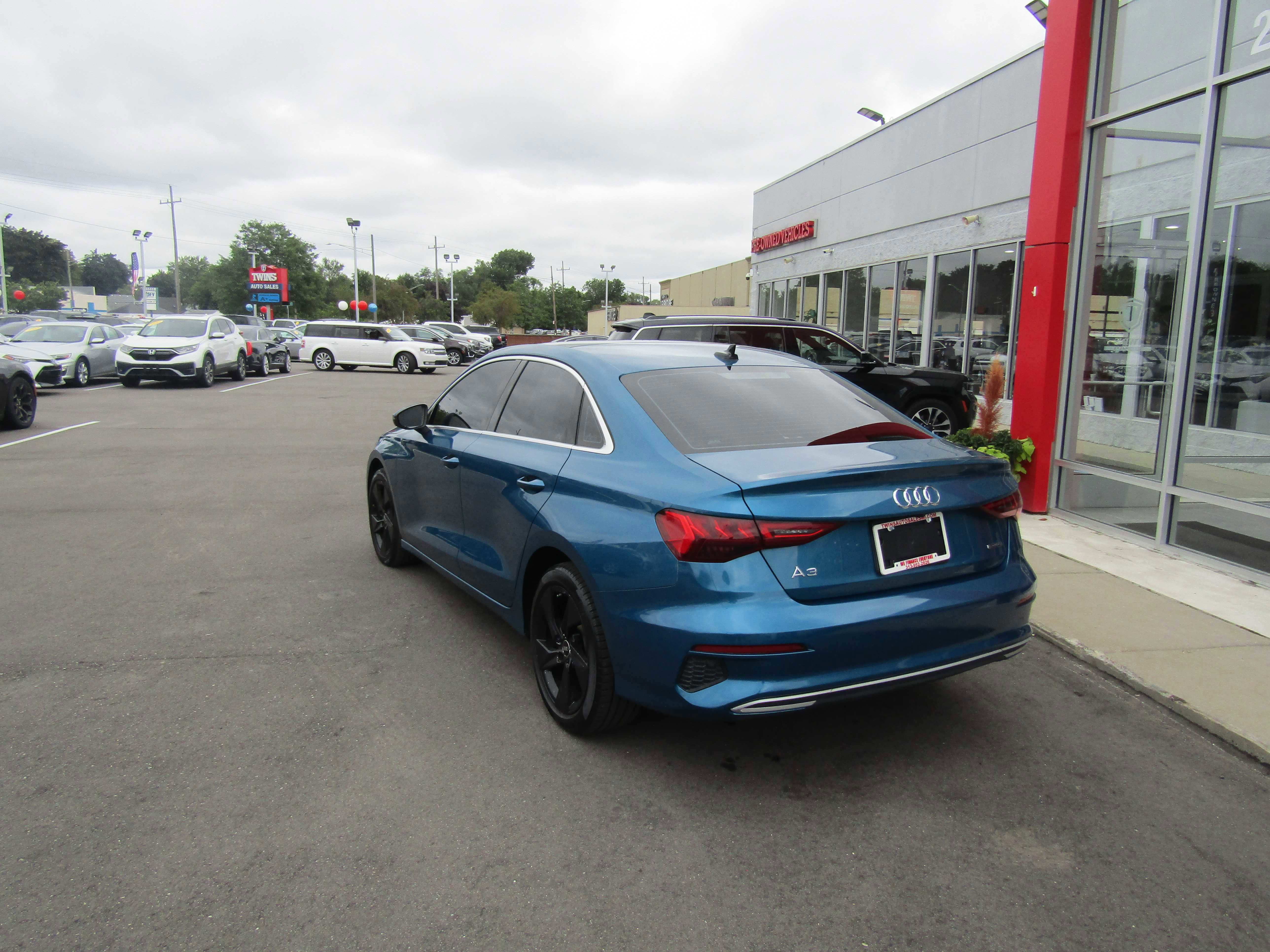 Used 2023 Audi A3 2.0T Premium image 3
