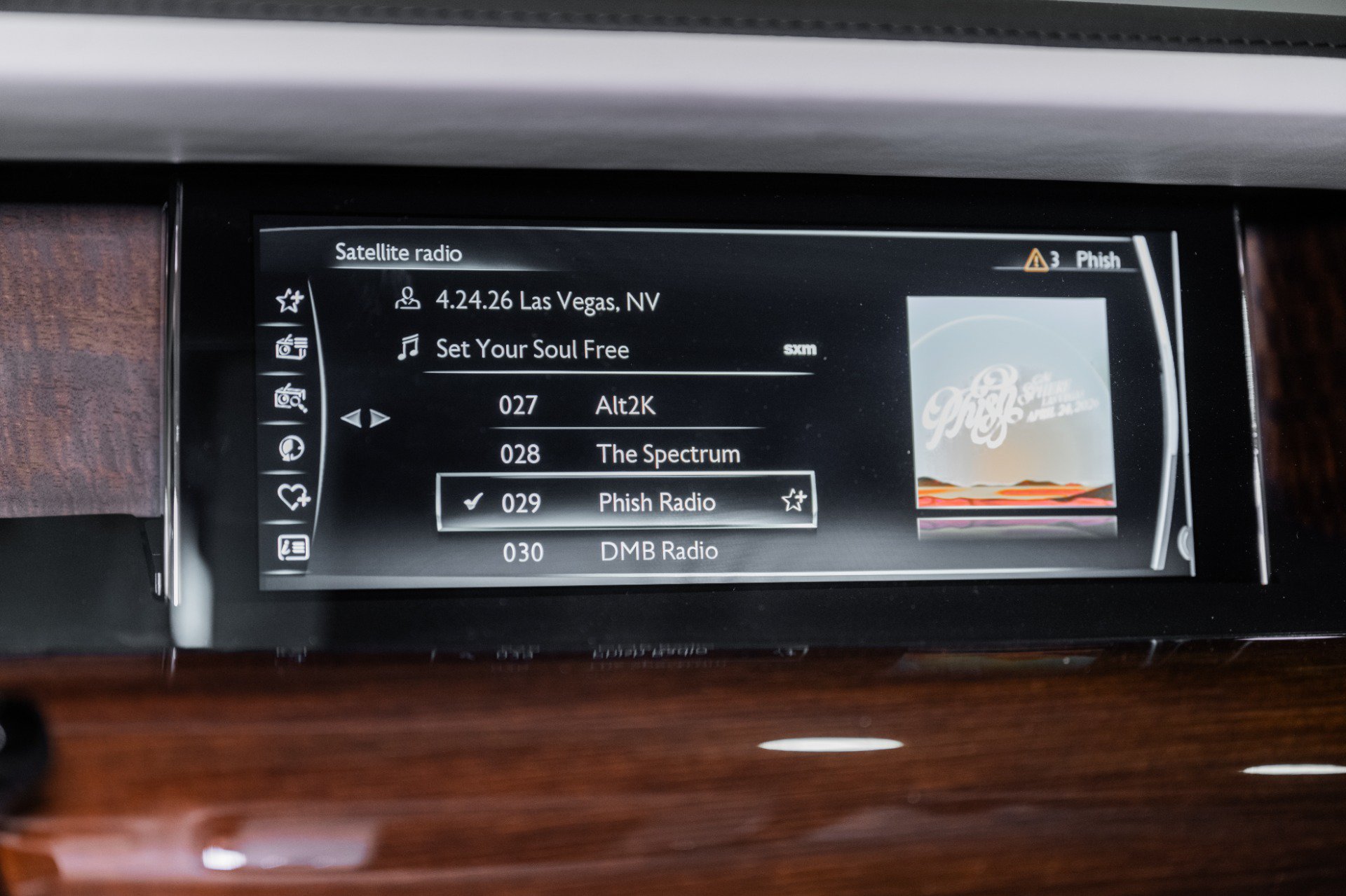 Used 2018 Rolls-Royce Phantom Sedan RWD image 35