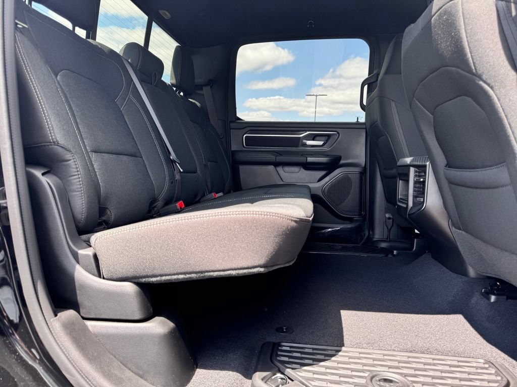 New 2026 RAM 1500 Big Horn AWD/4WD image 13