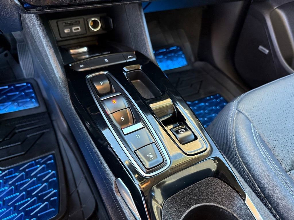 Certified 2022 Chevrolet Bolt EUV Premier w/ Sun & Sound Package image 32