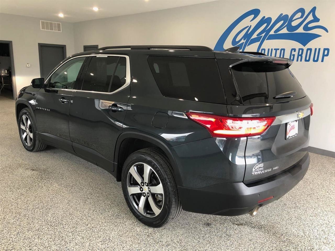 Used 2020 Chevrolet Traverse LT w/ LT Premium Package AWD/4WD image 4