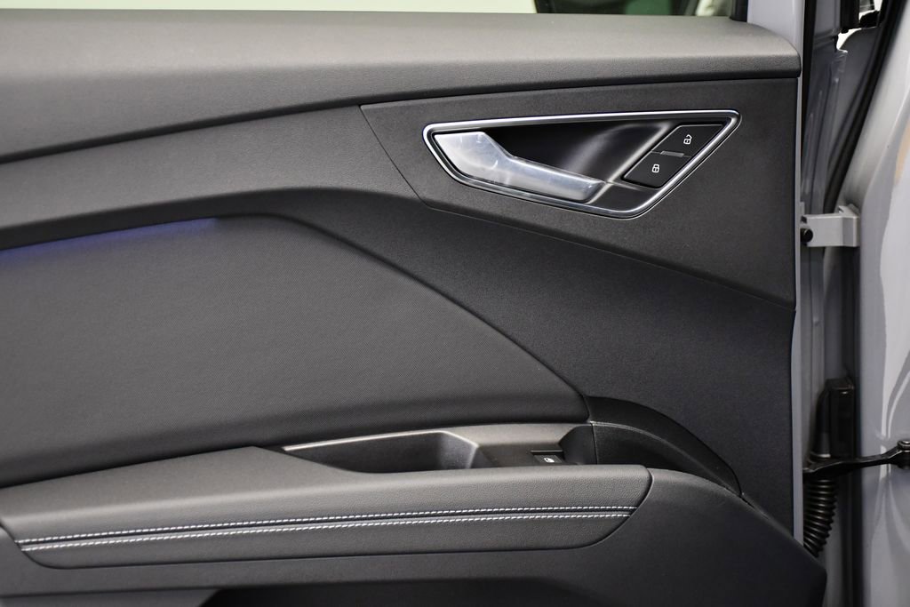 New 2026 Audi Q4 e-tron Premium image 41