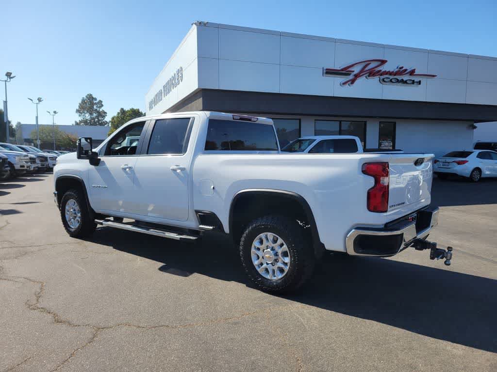 Used 2023 Chevrolet Silverado 2500 LT w/ Convenience Package AWD/4WD image 3
