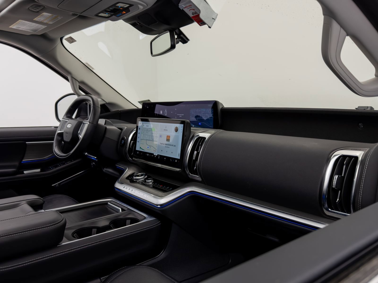 Used 2025 Ford Expedition Max Platinum image 13