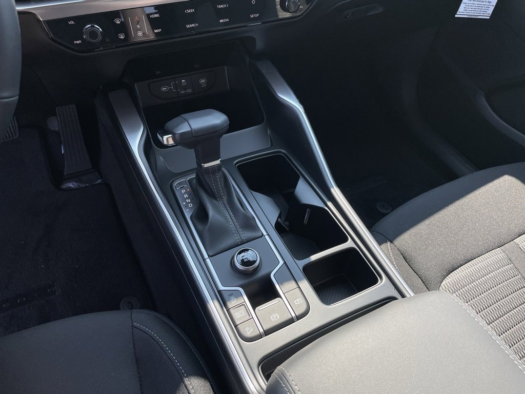 New 2026 Kia Sorento LX image 18