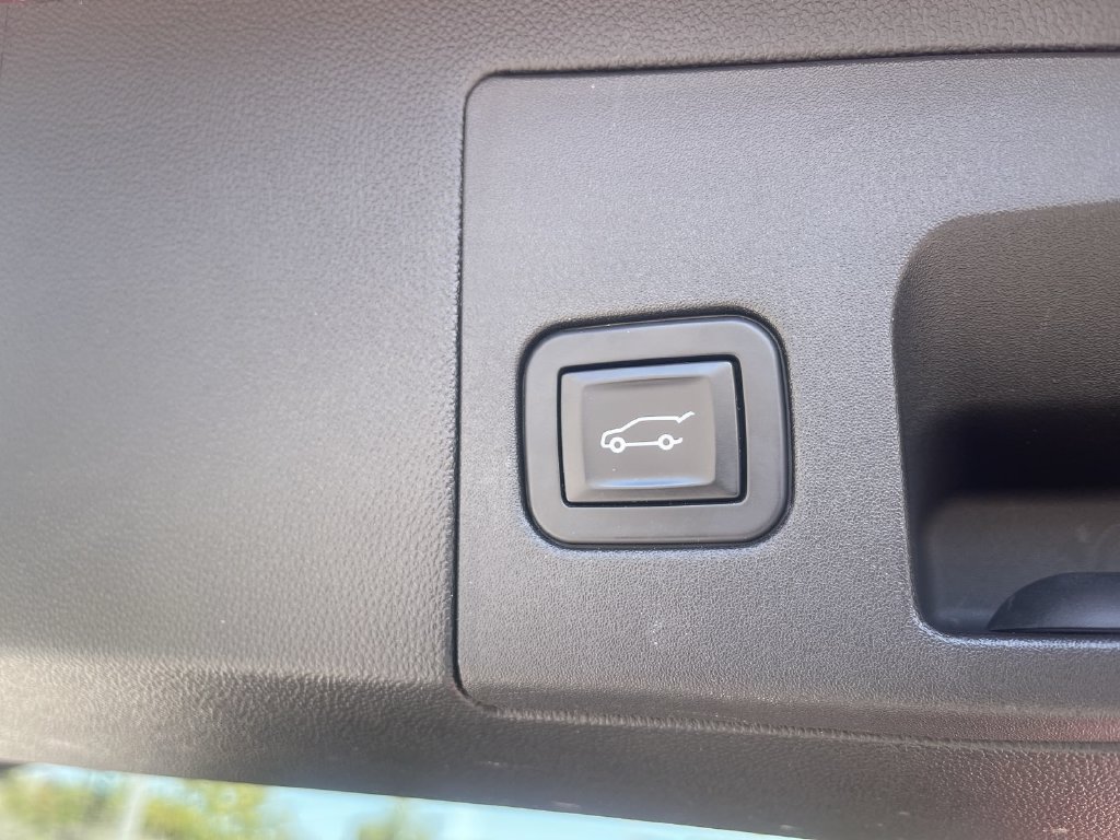 Used 2019 Cadillac XT5 Luxury FWD image 6