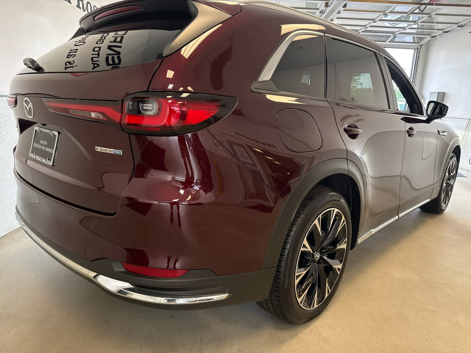 Certified 2025 MAZDA CX-90 Plug-In Hybrid w/ Premium Plus image 5
