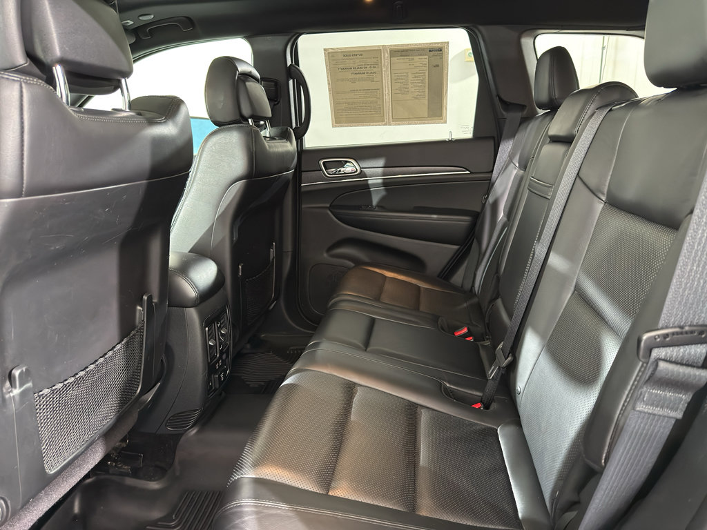 Used 2018 Jeep Grand Cherokee Limited w/ Luxury Group II image 17
