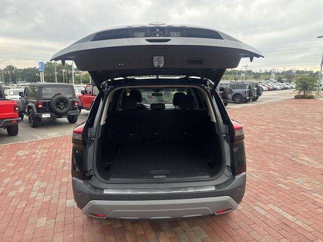 Used 2021 Nissan Rogue SV w/ Premium Package FWD image 21