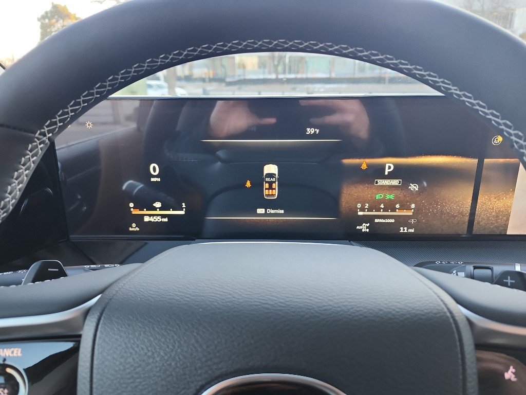 New 2026 INFINITI QX80 Luxe w/ Cargo Package image 18