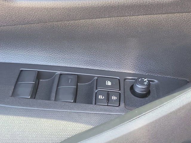 Used 2026 Toyota Corolla LE FWD image 28