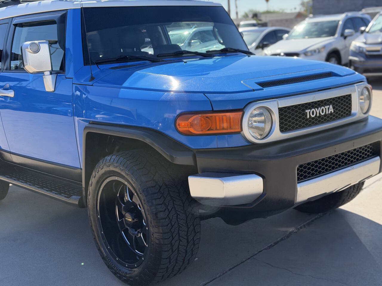 Used 2007 Toyota FJ Cruiser 4WD image 3