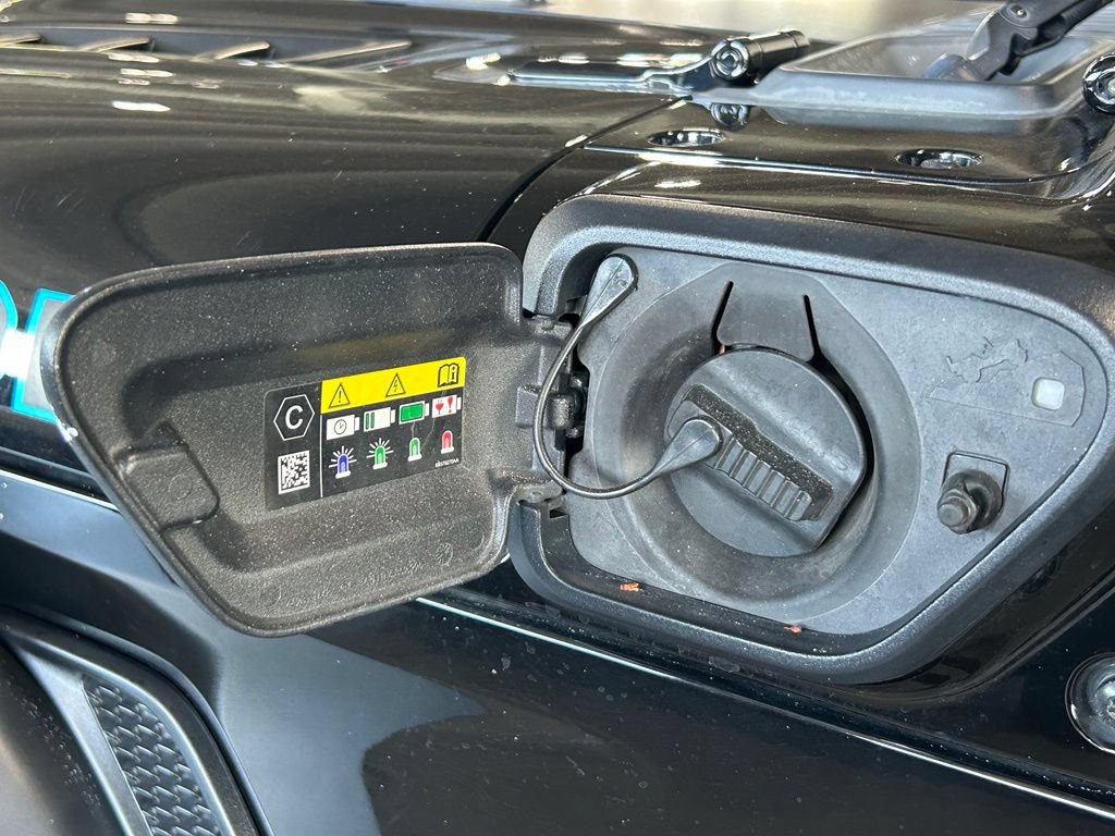 Used 2024 Jeep Wrangler Unlimited Rubicon 4xe AWD/4WD image 36