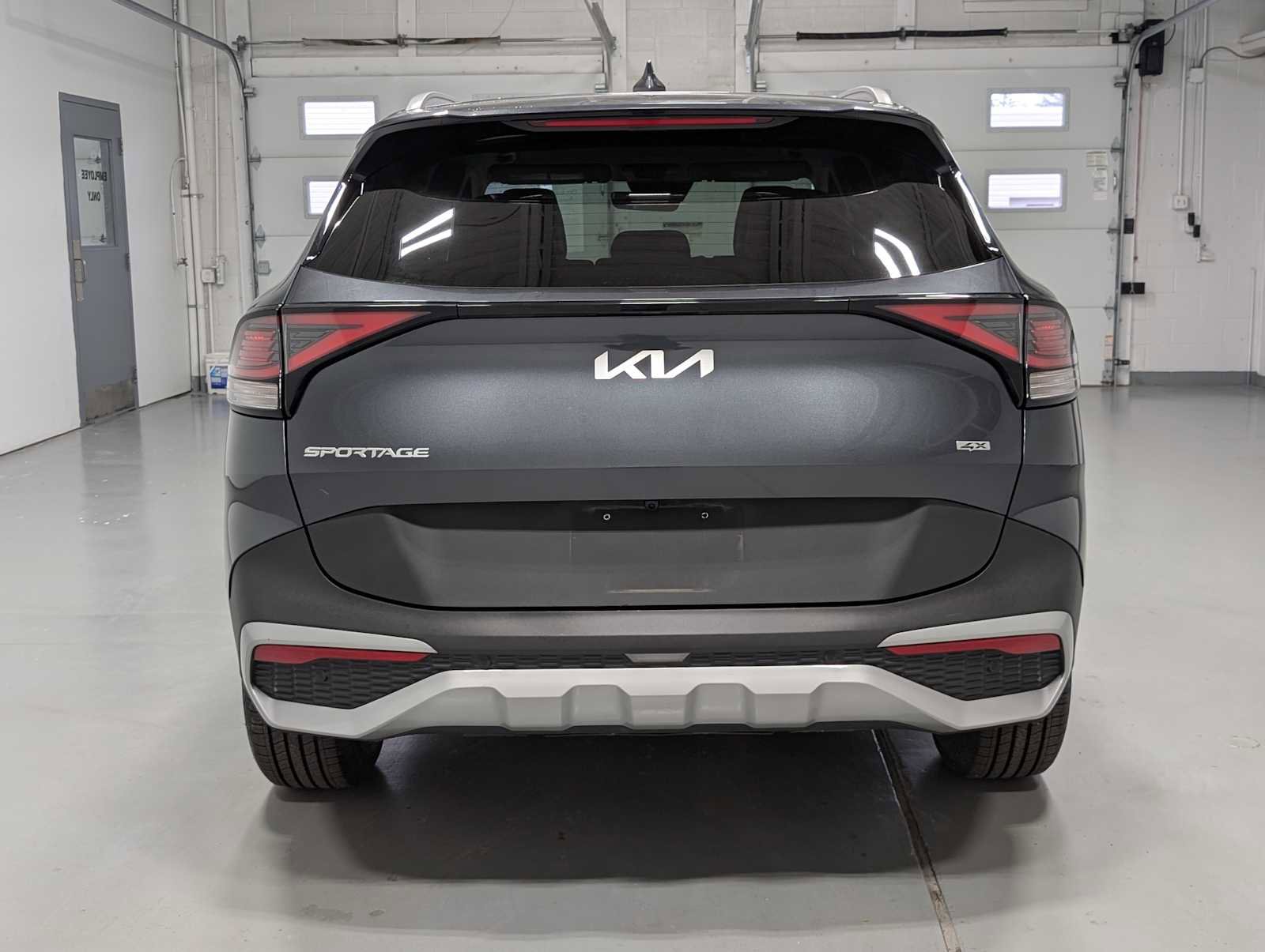 Certified 2023 Kia Sportage EX AWD/4WD image 9