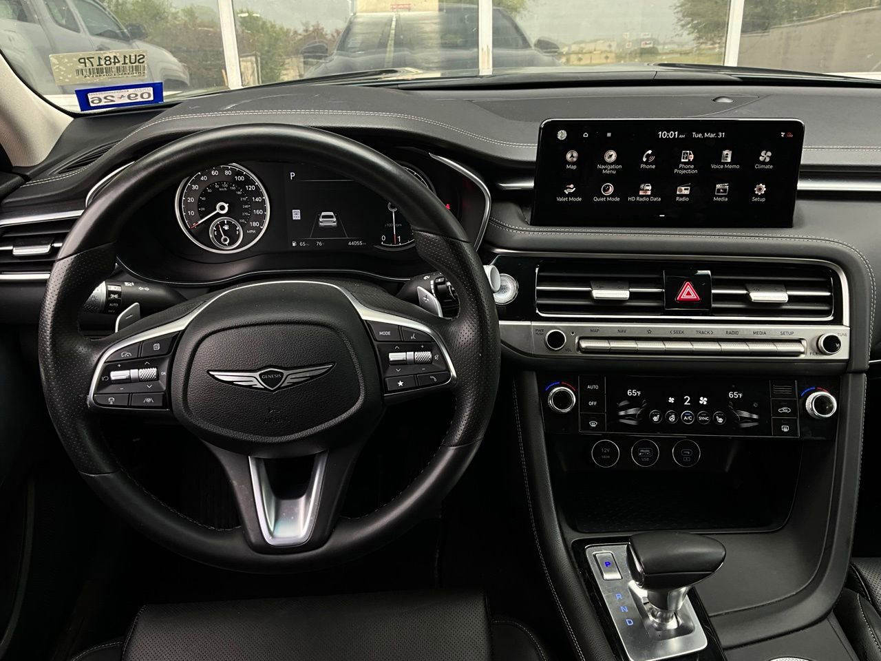 Used 2025 Genesis G70 2.5T image 13