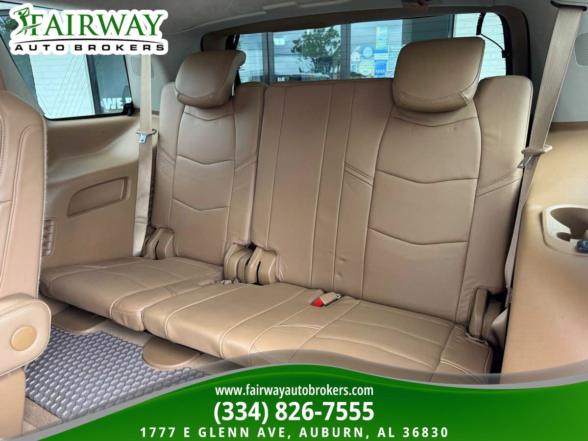 Used 2016 Cadillac Escalade Platinum AWD/4WD image 14
